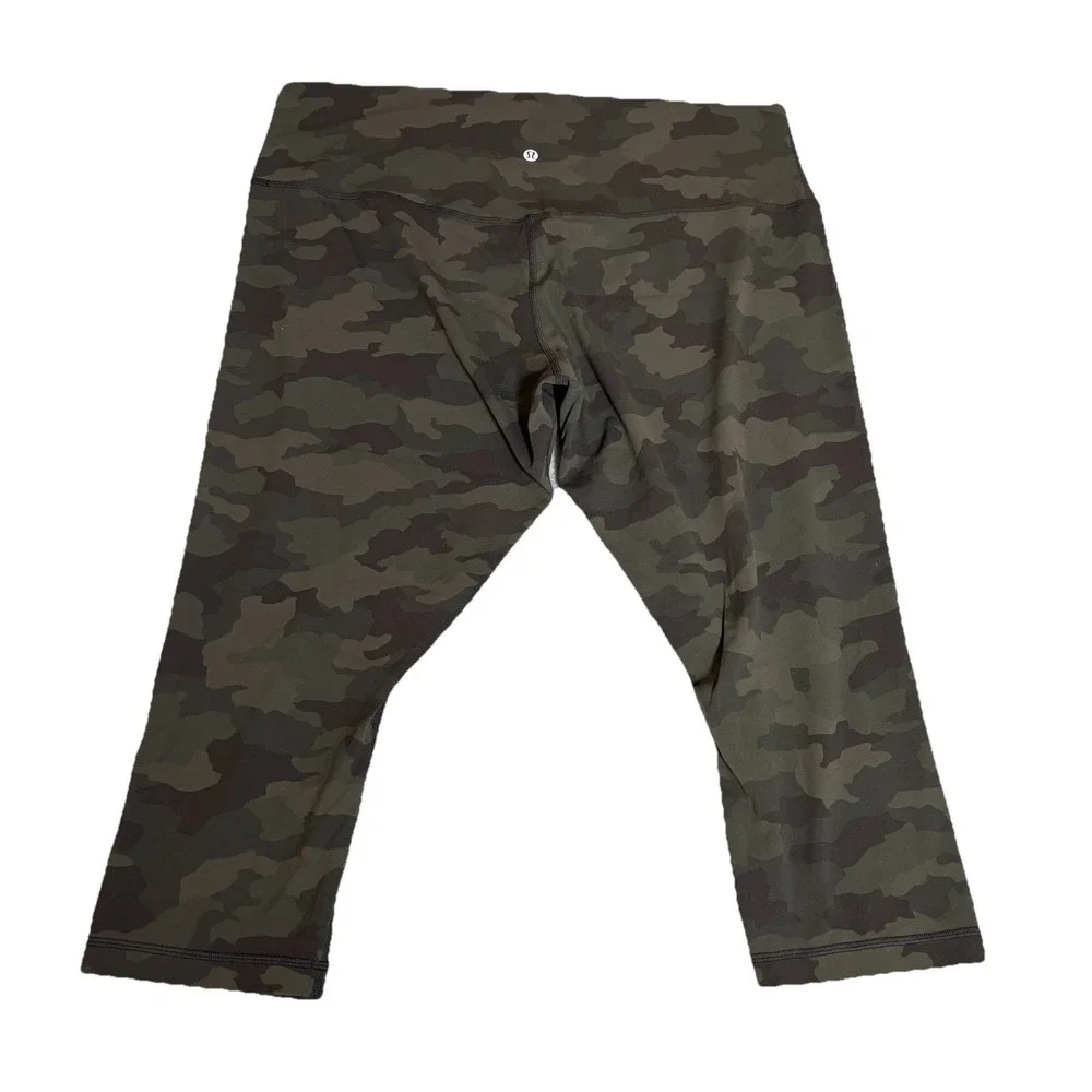 Lululemon Women's Camo Cropped Align High Rise‎ Leggings Size 20 NWOT